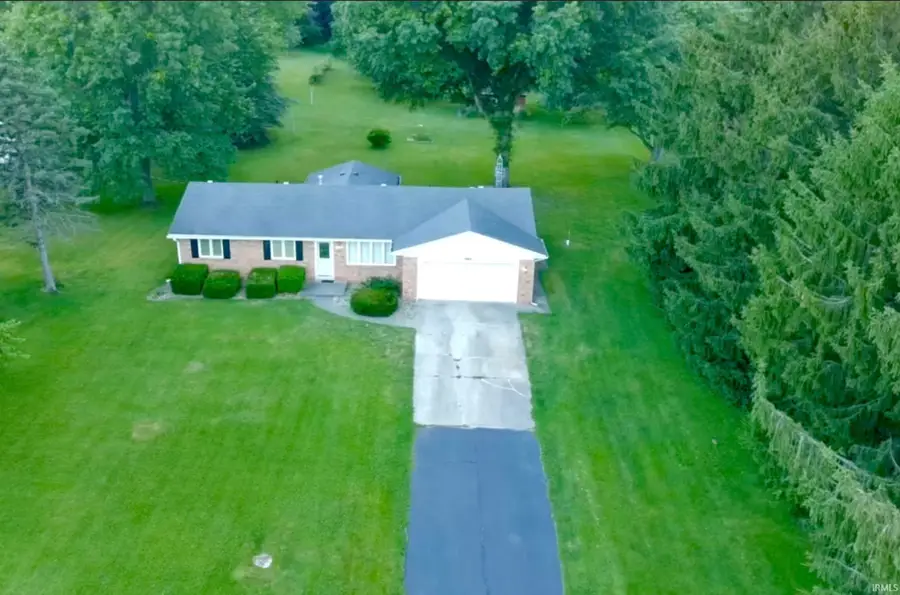 6266 N 900 E Road, New Carlisle, IN 46552 - #2