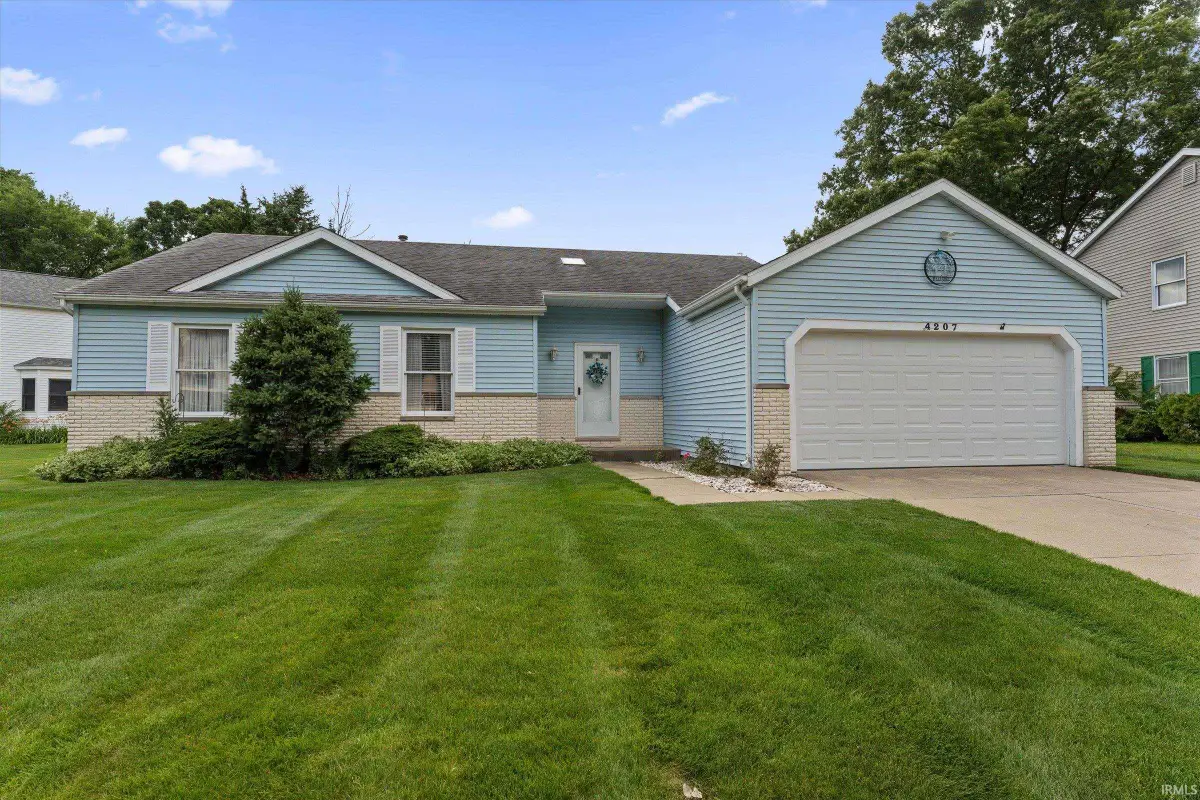 4207 Hunter Run Circle, South Bend, IN 46628 - #1
