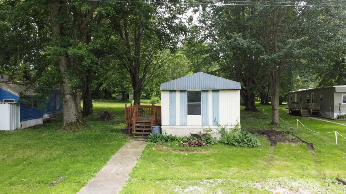 7735 W Swick Rd, Claypool, IN 46510 - #1