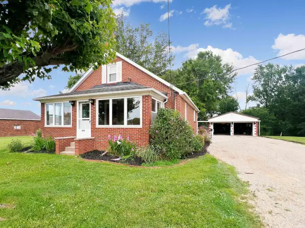 2090 N Shamrock Lane, Jasper, IN 47546