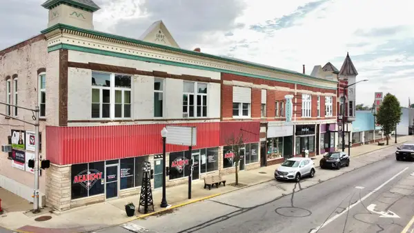234-244 E Main Street, Gas City, IN 46933