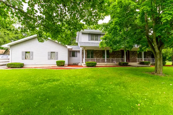 1020 N Greenbriar Drive, Columbia City, IN 46725