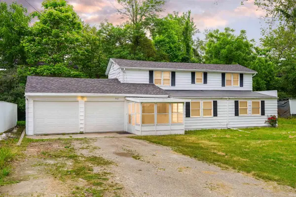 912 W Winona Avenue, Warsaw, IN 46580