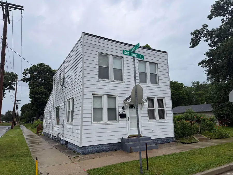 2529 Bertrand Street, South Bend, IN 46628 - #2