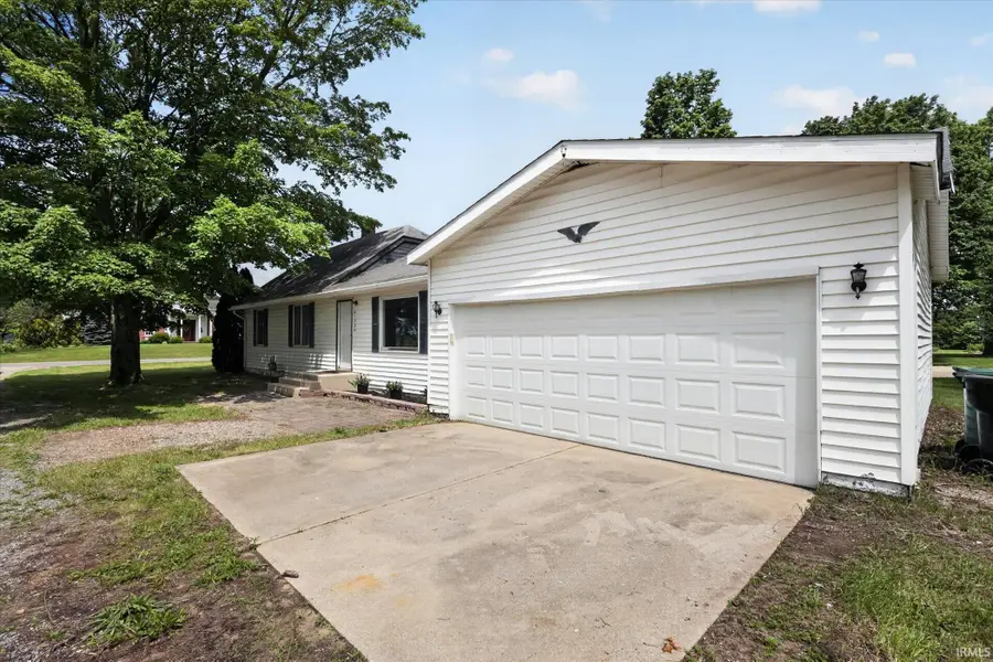 61384 Oak Road, South Bend, IN 46614 - #2