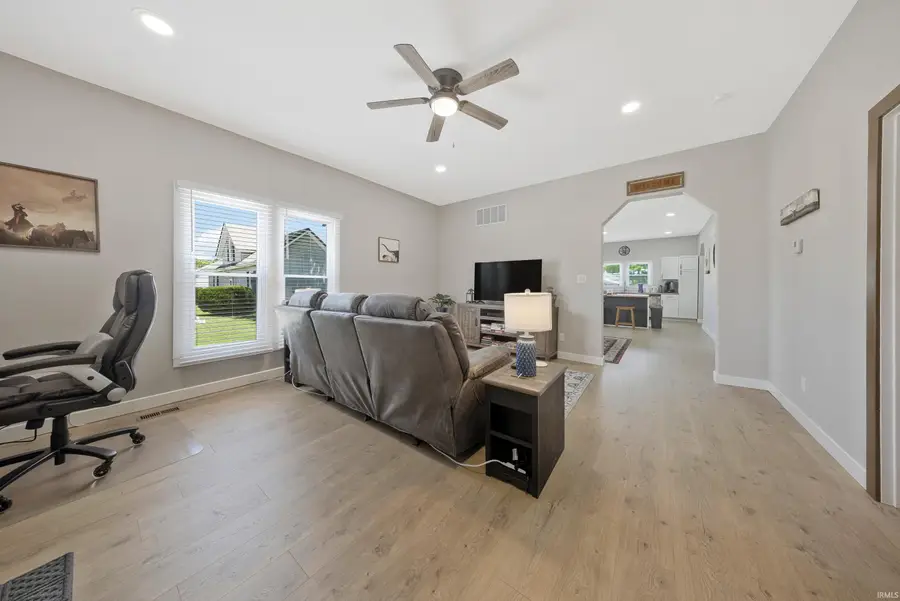 812 S Hart Street, Princeton, IN 47670 - #2