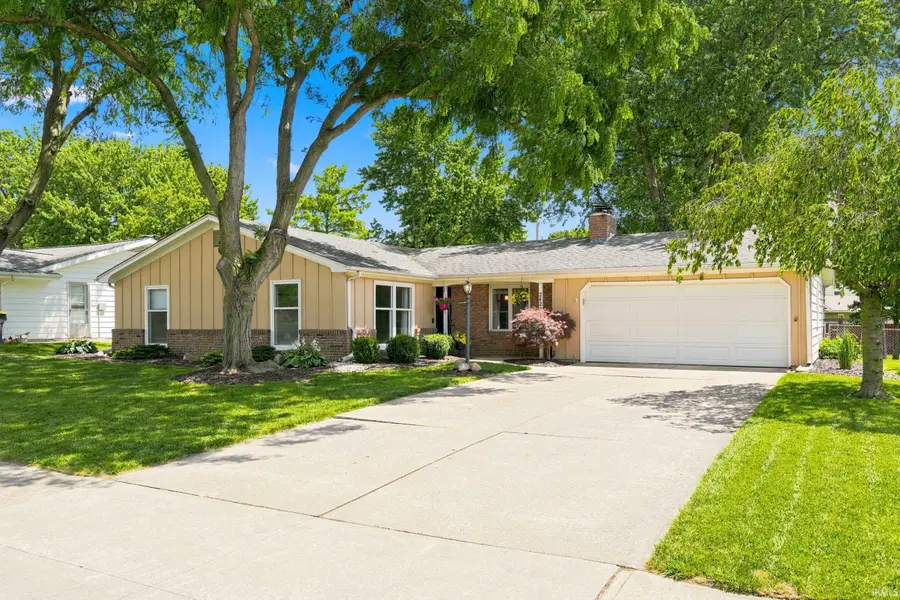 2422 Forest Valley Drive, Fort Wayne, IN 46815 - #3