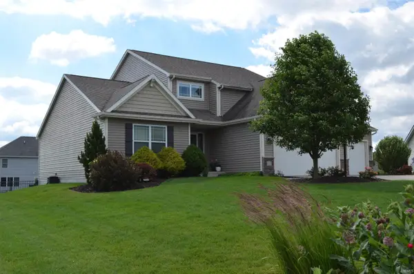 9319 Twin Leaf Court, Roanoke, IN 46783