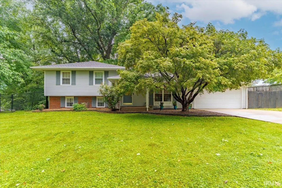 7055 Sharon Road, Newburgh, IN 47630 - #1