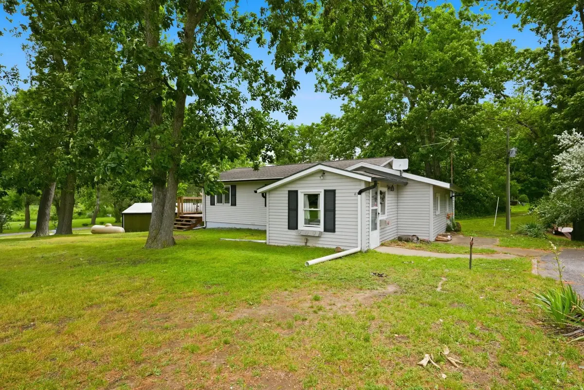 40 Lane 250 Lake Pleasant, Orland, IN 46776 - #1