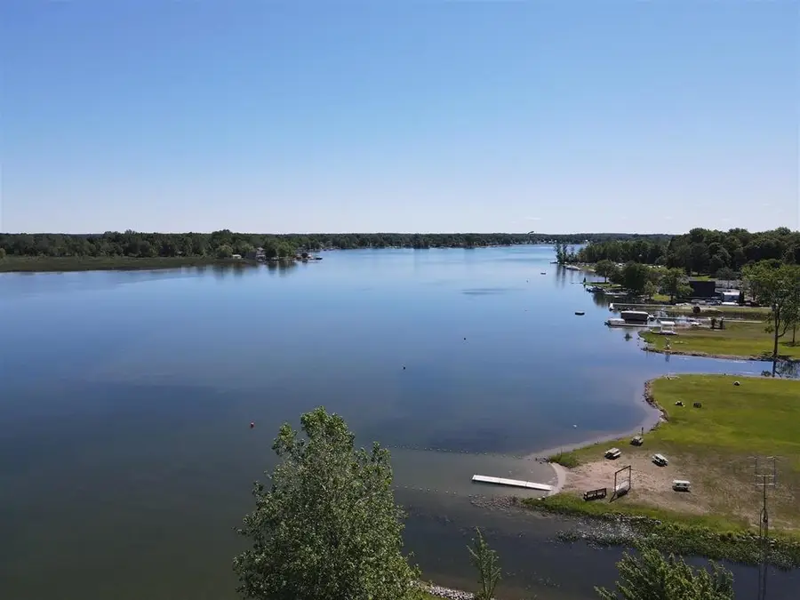 40 Lane 250 Lake Pleasant, Orland, IN 46776 - #3