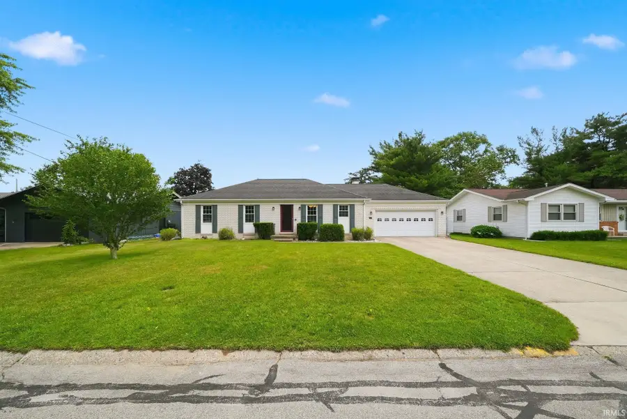 616 Pam Street, Warsaw, IN 46580 - #2