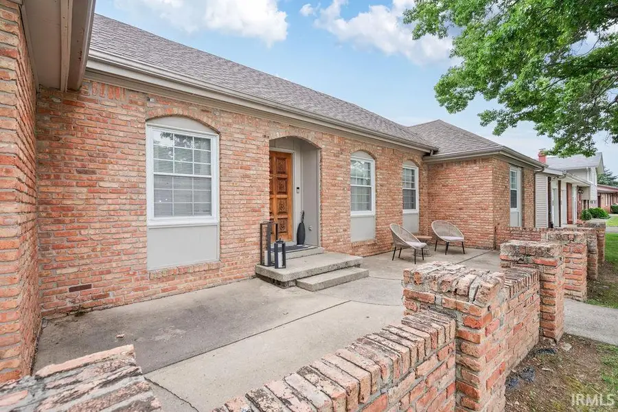 1311 W Roberts Avenue, Marion, IN 46952 - #2