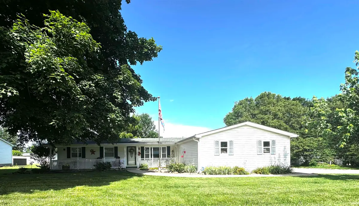 1207 NE 3rd Street, Washington, IN 47501 - #1
