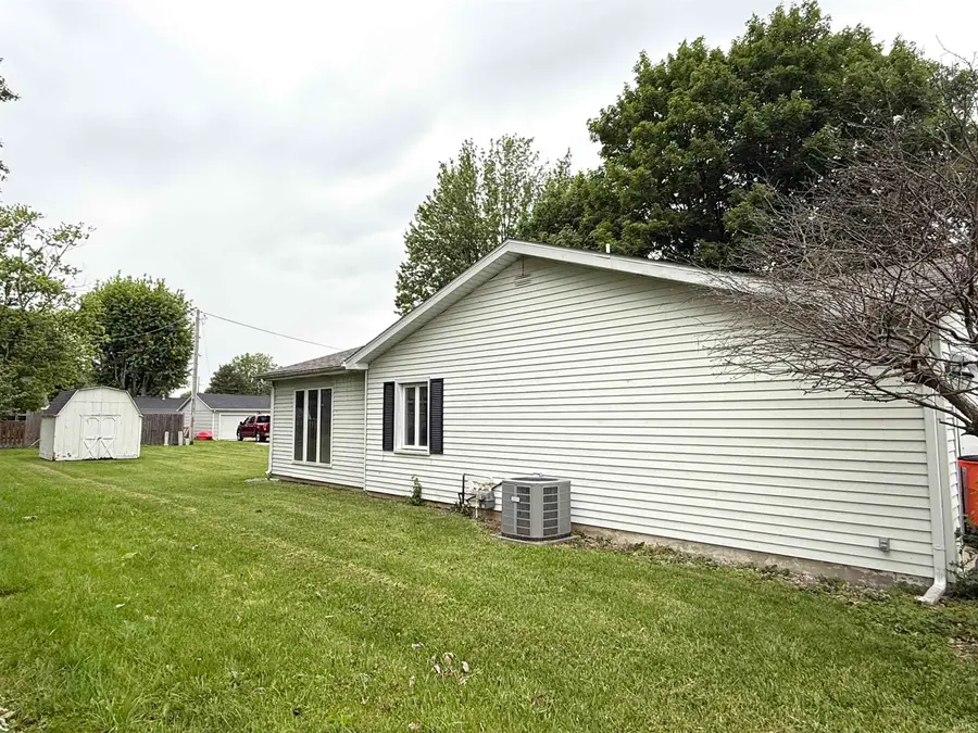 213 N Greenberry Street, Sweetser, IN 46987 - #2