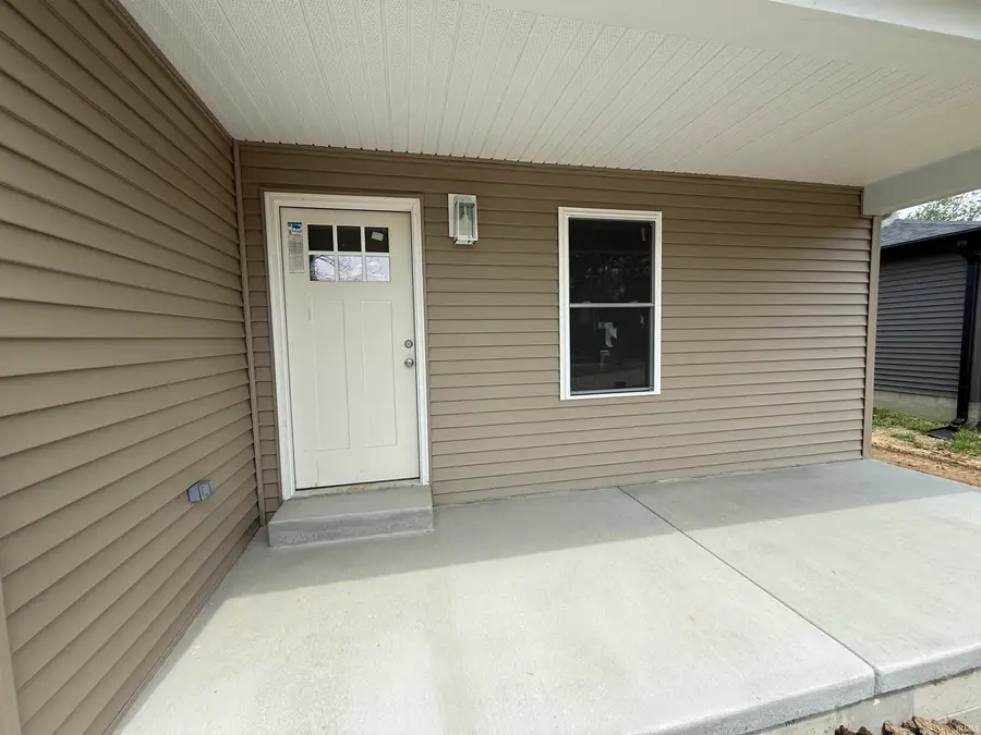511 College Avenue, Mitchell, IN 47446 - #3