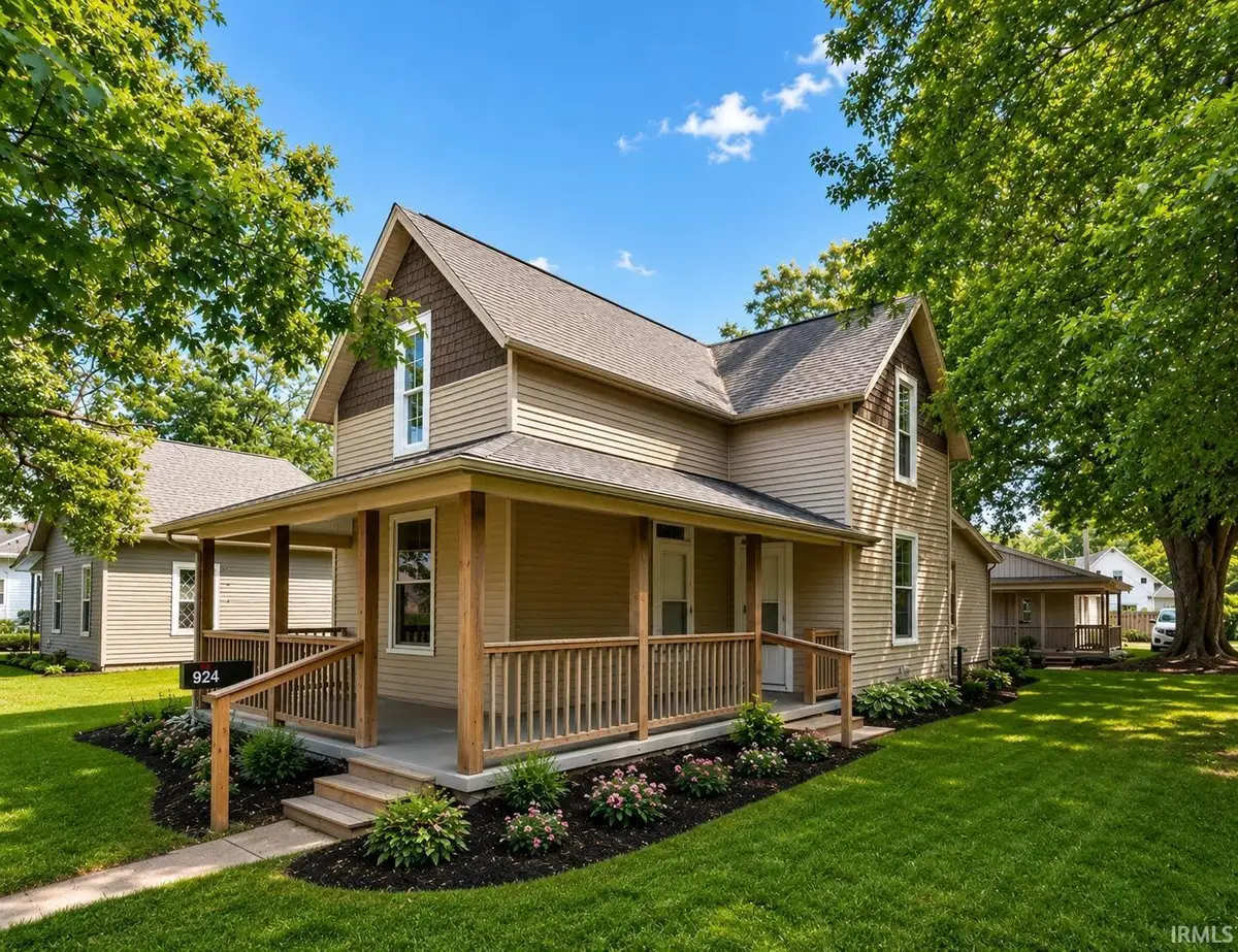 524 N Market Street, Winamac, IN 46996 - #1
