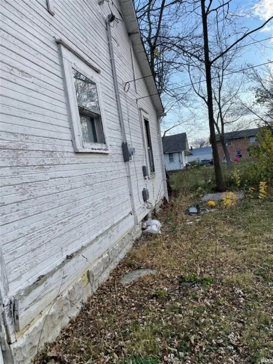 3003-3005 S Madison Street, Muncie, IN 47302 - #3