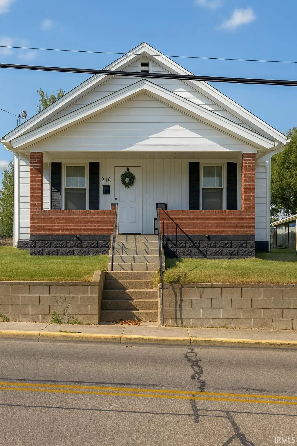 210 E 15th Street, Jasper, IN 47546 - #1