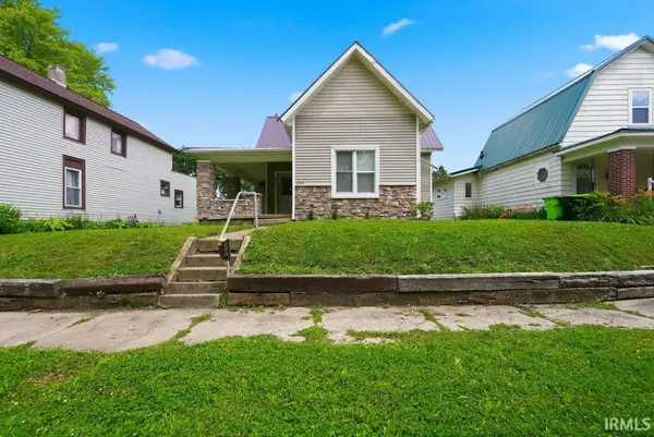 1224 E State Street, Huntington, IN 46750