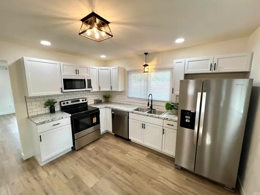 230 N Iowa Street, Chandler, IN 47610 - #2