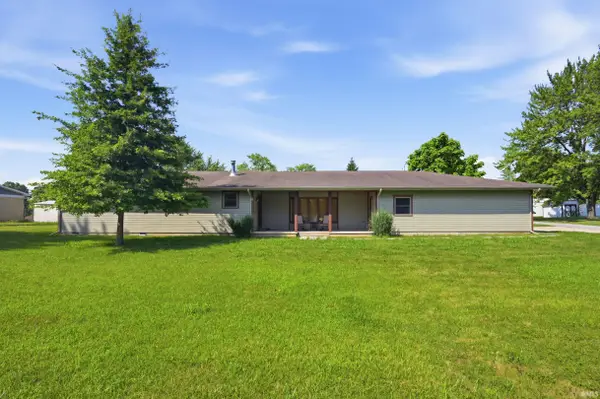 8 Meridian Drive, Hartford City, IN 47348