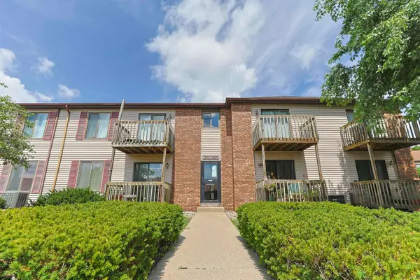 1208 Clarinet Boulevard, Elkhart, IN 46516