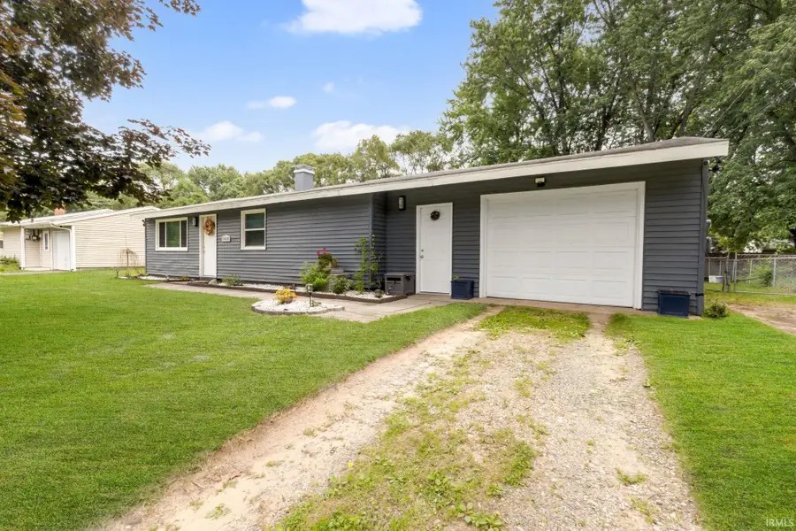 54122 Northwood Drive, Elkhart, IN 46514 - #3