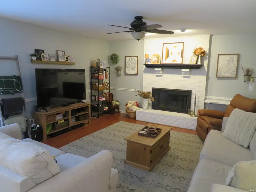 10040 Belmont Court, Evansville, IN 47711 - #2