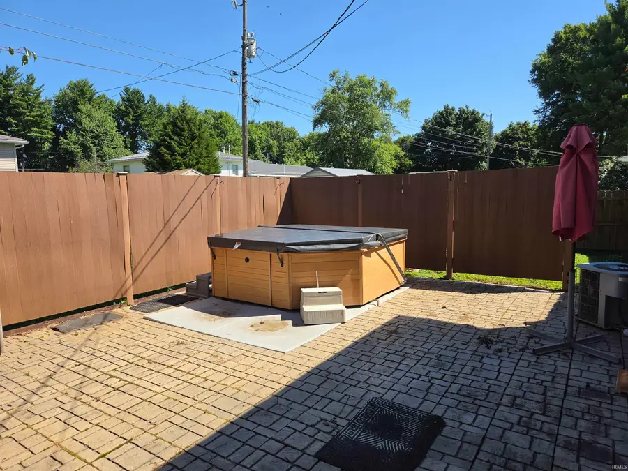 310 Eastgate Drive, Vincennes, IN 47591 - #3