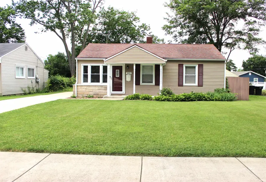 823 Northwood Drive, South Bend, IN 46617 - #2