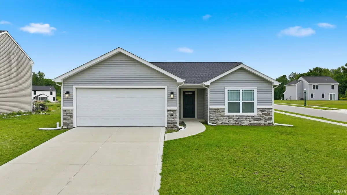 804 Knights Crossing, Kendallville, IN 46755 - #1