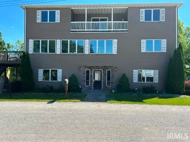 8514 Tippecanoe Drive, Walkerton, IN 46574 - #1