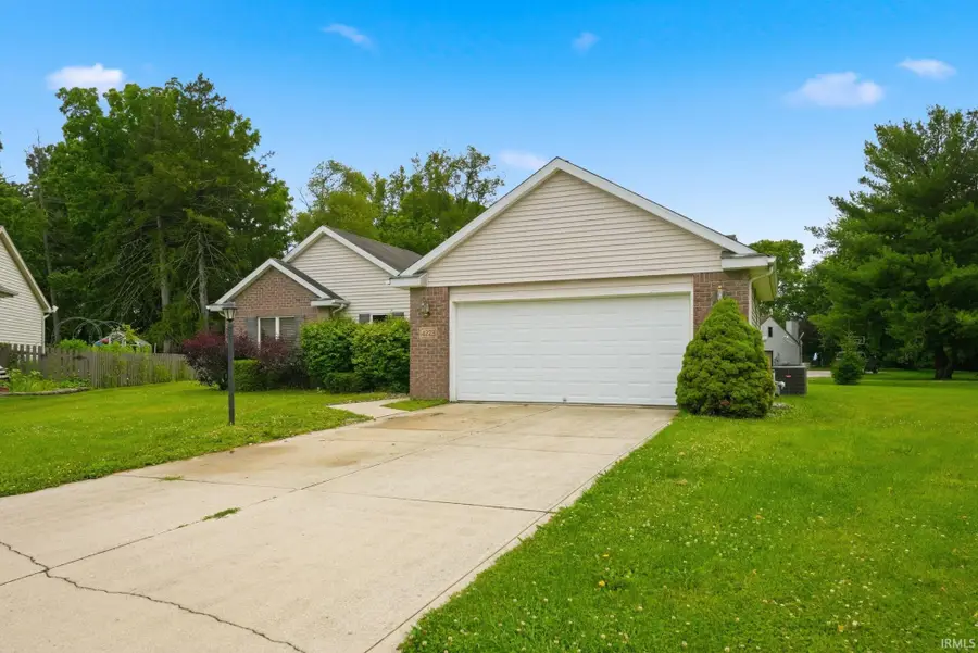 4223 Three Oaks Drive, Fort Wayne, IN 46809 - #2