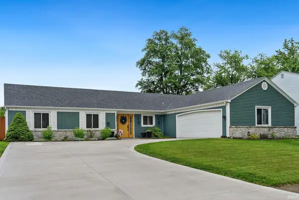 3332 Chelmsford Place, Fort Wayne, IN 46815