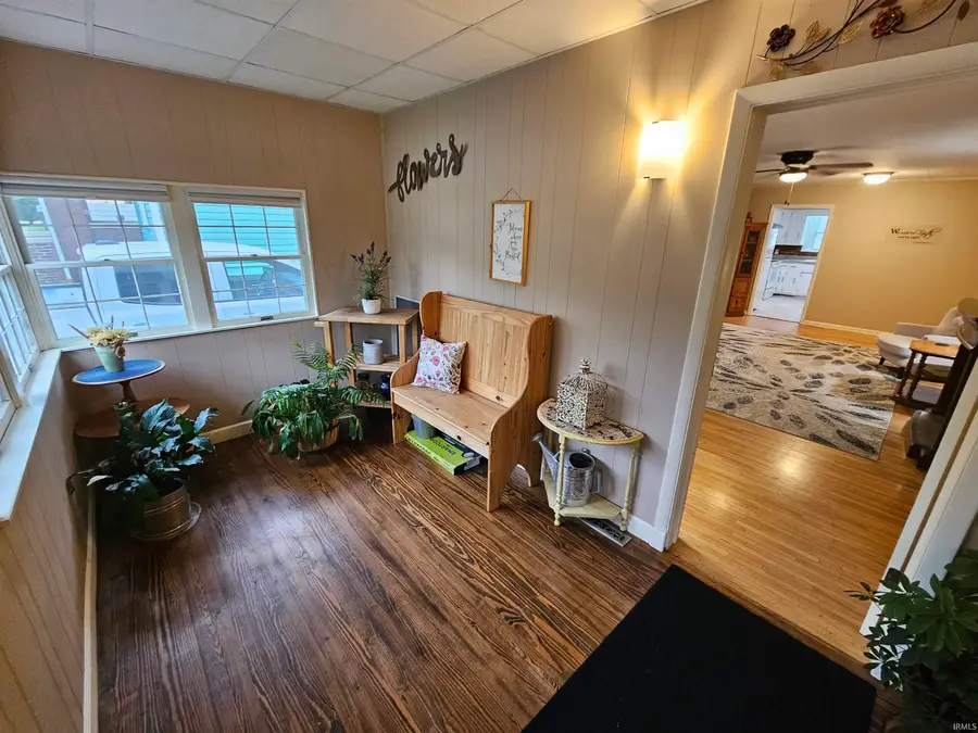 813 W 4th Street, Bicknell, IN 47512 - #2
