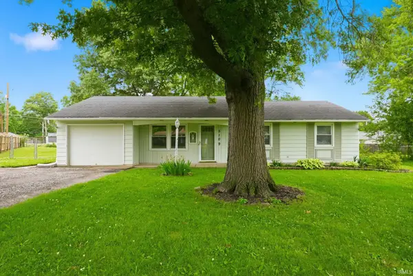 5109 Woodway Drive, Fort Wayne, IN 46835