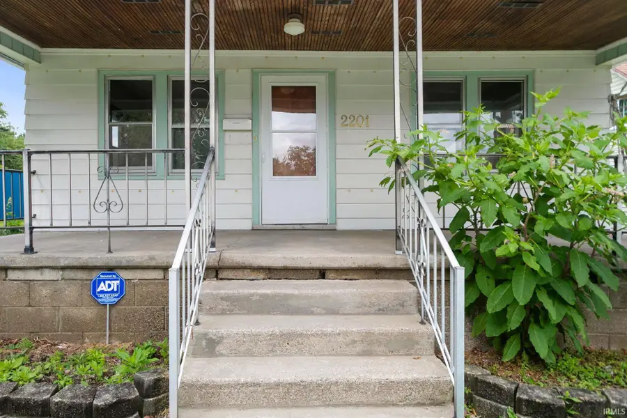 2201 Catalpa Street, South Bend, IN 46613 - #3