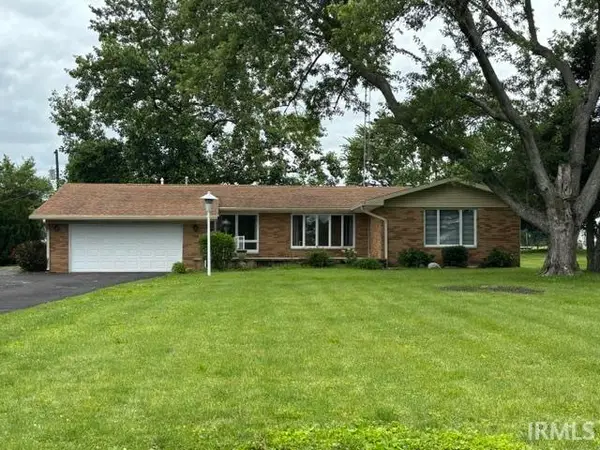 6536 S State Road 55, Oxford, IN 47971