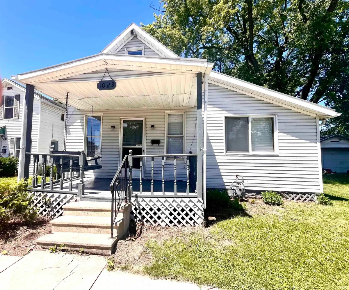 1023 Cone Street, Elkhart, IN 46514 - #1