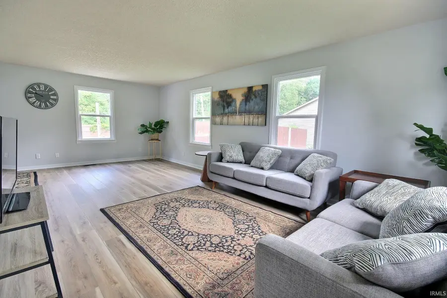 8120 Manor Drive, Fort Wayne, IN 46825 - #3