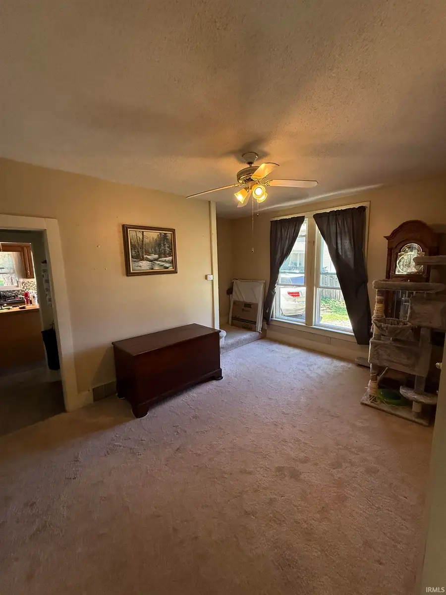 546 Charles Street, Huntington, IN 46750 - #3
