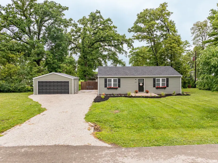 3227 E Randal Drive, Muncie, IN 47303 - #2