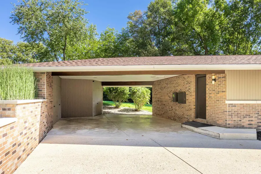 3731 Capilano Dr, West Lafayette, IN 47906 - #3