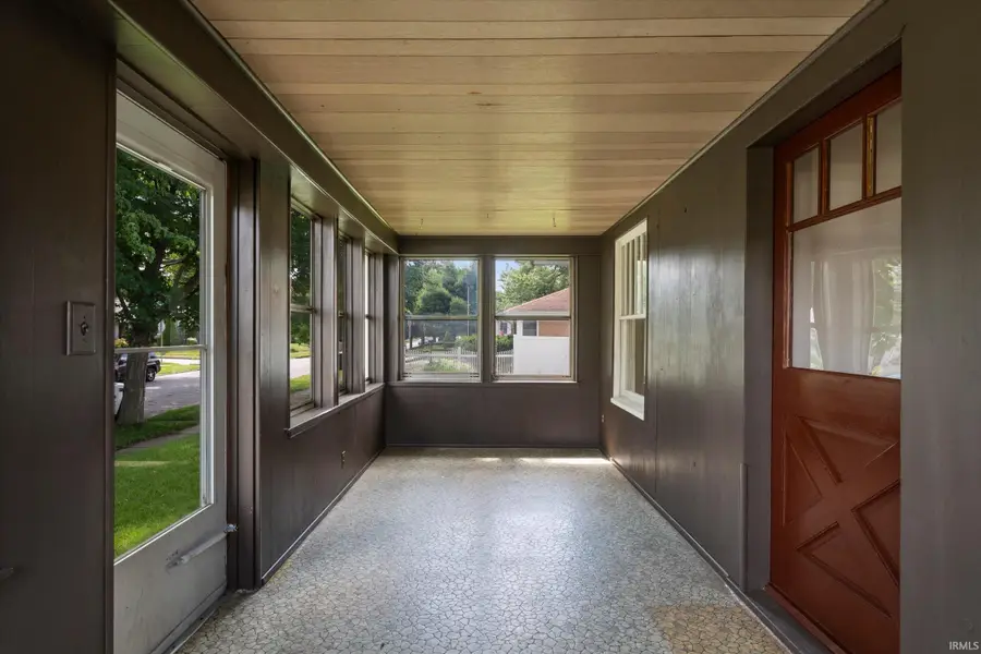 809 E Victoria Street, South Bend, IN 46614 - #3