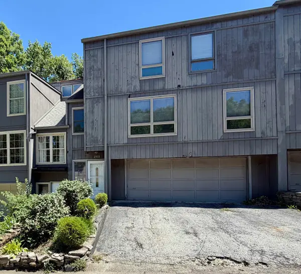2913 W Winterberry Court, Bloomington, IN 47404