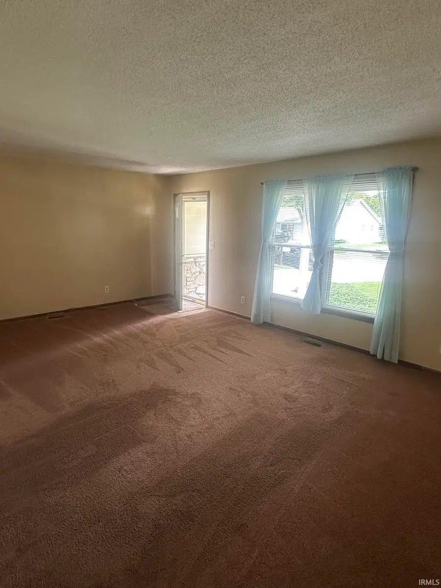 2301 W Village Drive, Muncie, IN 47304 - #3