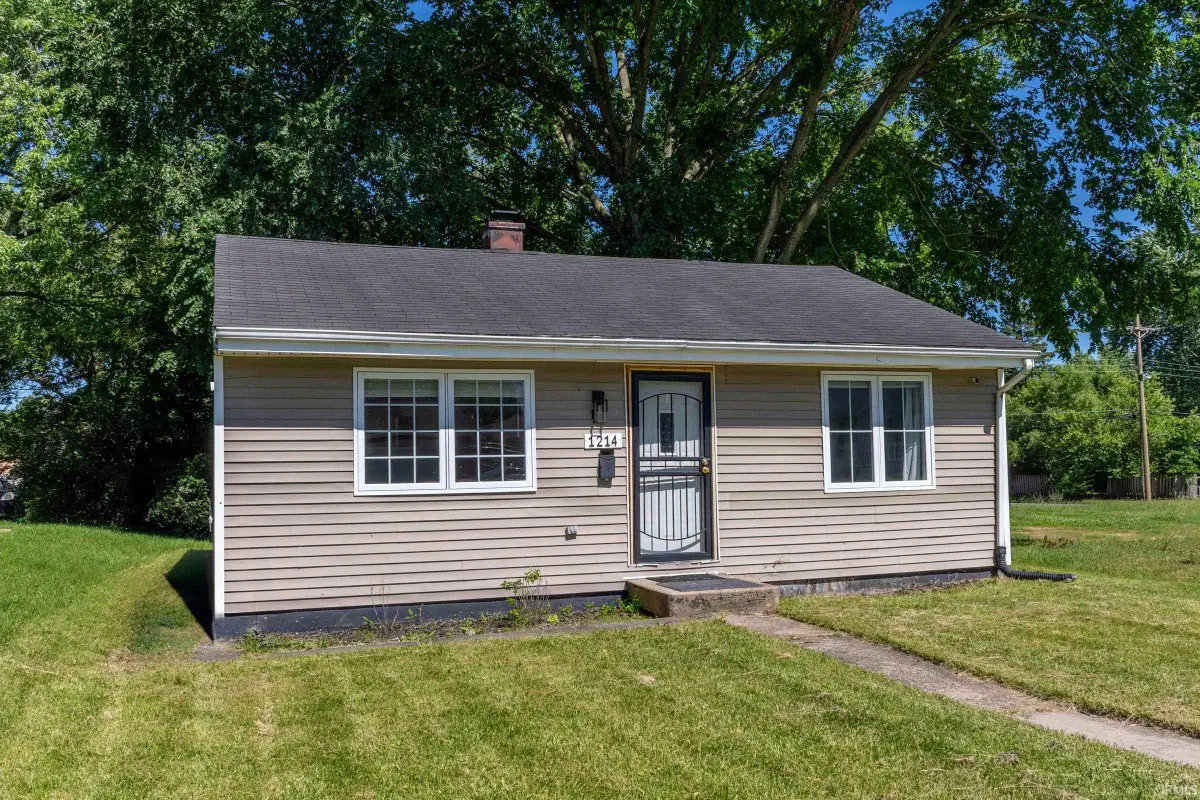1214 N Olive Street, South Bend, IN 46628 - #1