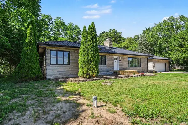 58475 Crumstown Highway, South Bend, IN 46619