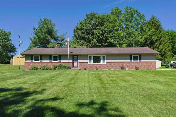 6384 N 900 E Road, New Carlisle, IN 46552